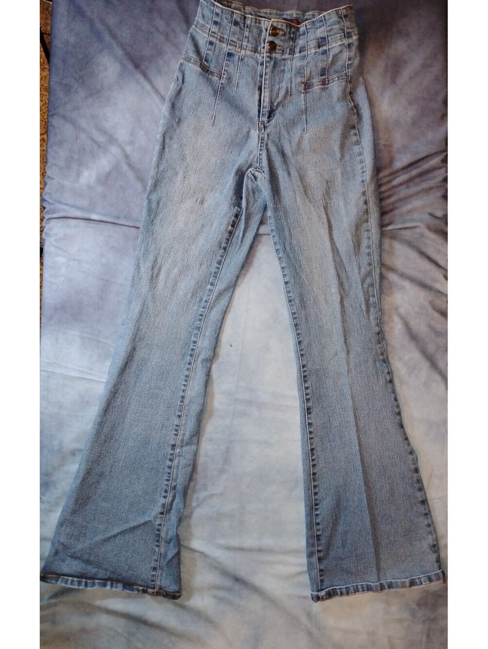 High waisted size 3 juniors flare jeans